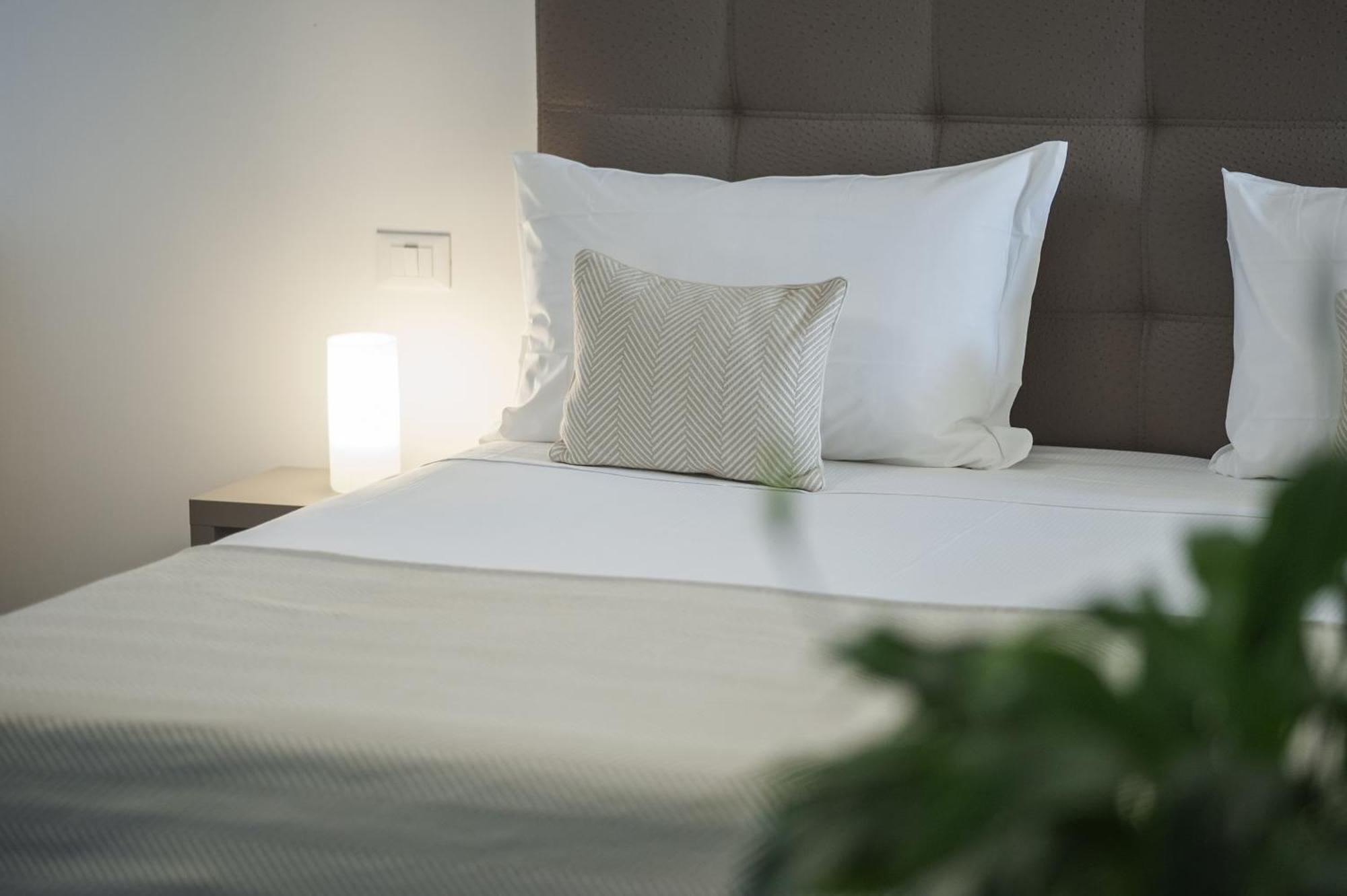 Hotel Studio Inn Centrale & Milano Urban Padel Dış mekan fotoğraf