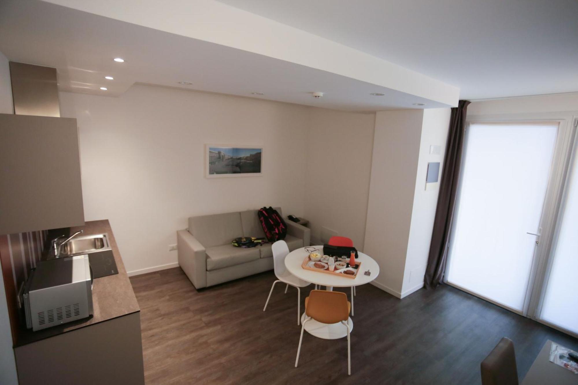 Hotel Studio Inn Centrale & Milano Urban Padel Dış mekan fotoğraf