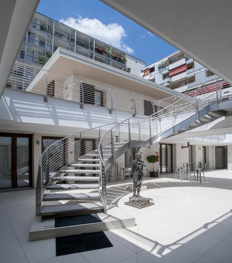 Hotel Studio Inn Centrale & Milano Urban Padel Dış mekan fotoğraf