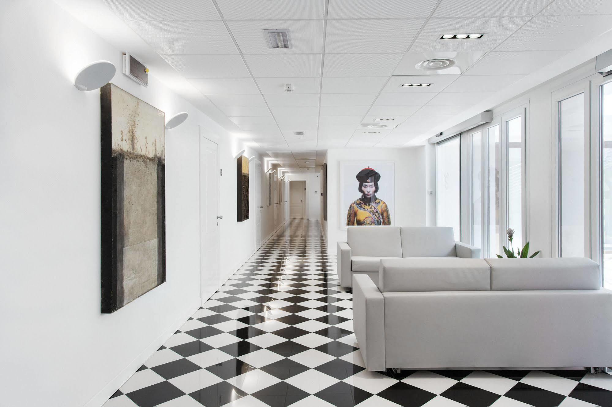 Hotel Studio Inn Centrale & Milano Urban Padel Dış mekan fotoğraf